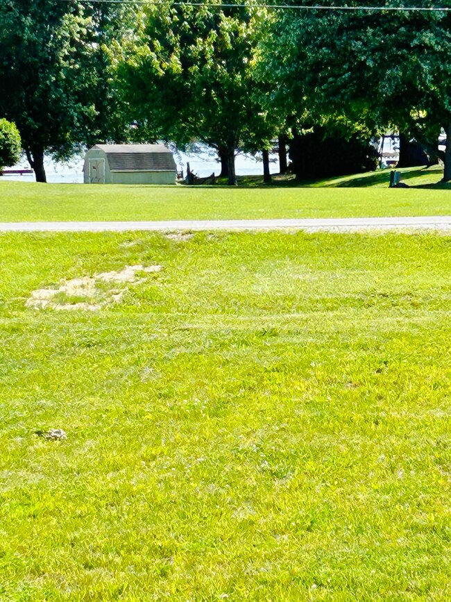 1017 E Allegheny Trail, Greensburg, IN 47240 - photo 5