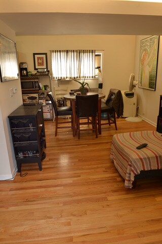 1441 W Blackhawk St, Chicago, IL 60642 - photo 3