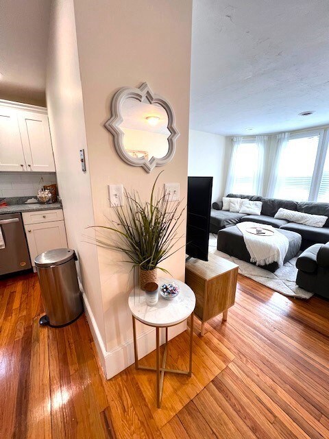 40 Marine Rd unit 2, Boston, MA 02127 - photo 6