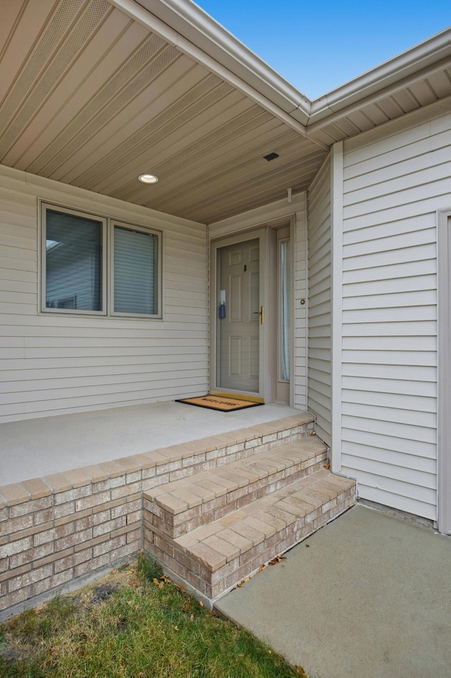 2830 Wheatland Dr S, Fargo, ND 58103 - photo 3