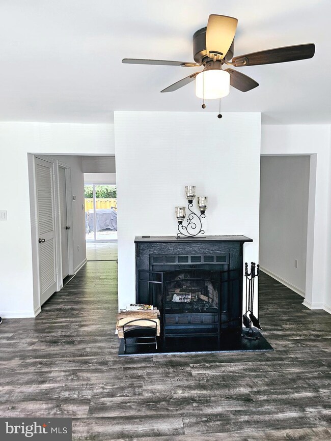 3304 Ladino Ct, Woodbridge, VA 22193 - photo 3