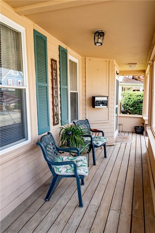 88 Coe St, Woonsocket, RI 02895 - photo 6