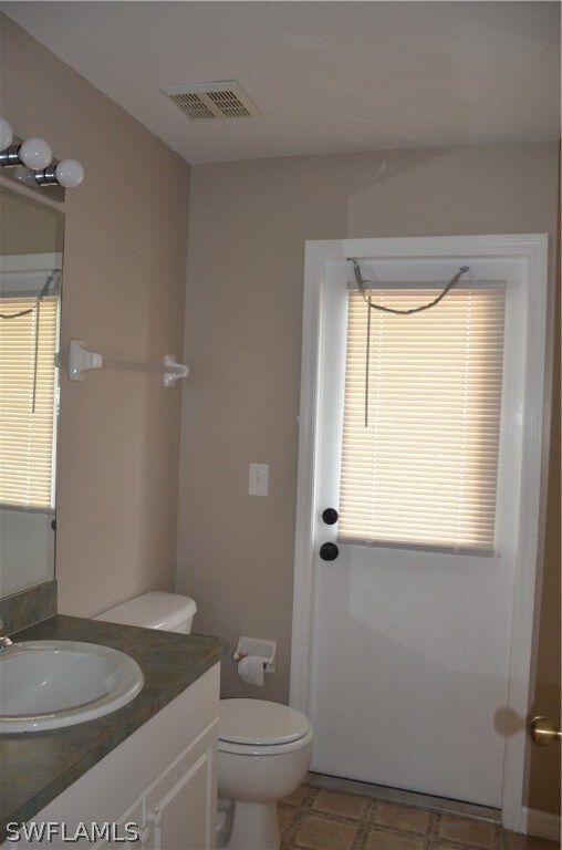 213 Manatee St, Fort Myers, FL 33913 - photo 6