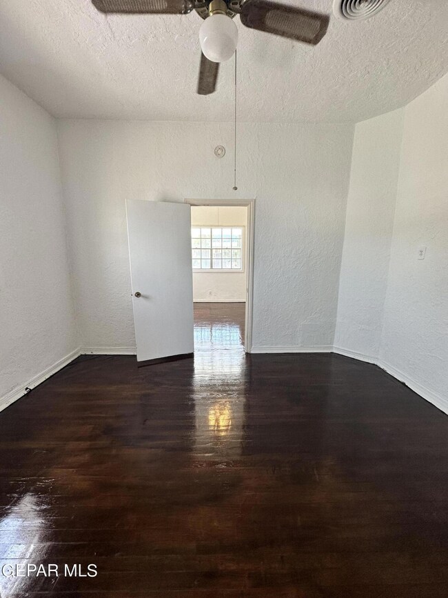 1906 Alabama St, El Paso, TX 79930 - photo 5