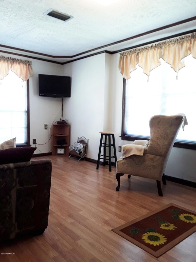 4618 Irvington Ave, Jacksonville, FL 32210 - photo 6