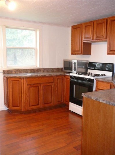 940 S Baums Bridge Rd, Kouts, IN 46347 - photo 6