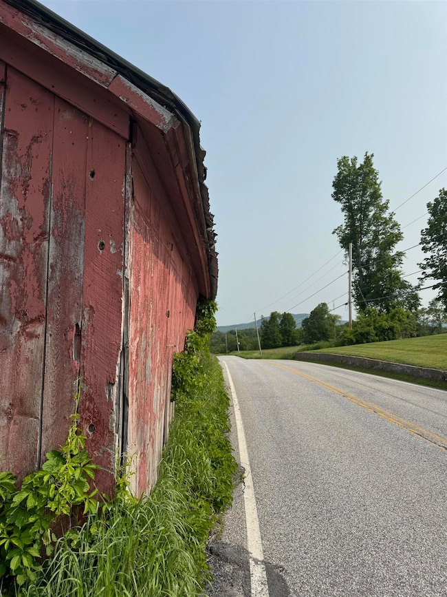 1801 S Stream Rd, Bennington, VT 05201 - photo 2