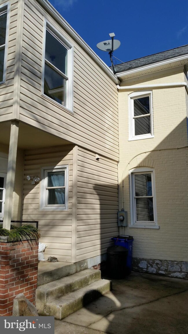 359 S Cannon Ave, Hagerstown, MD 21740 - photo 4