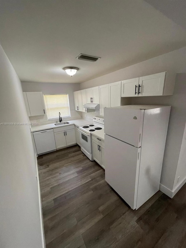 5040 Sanctuary Way unit B, West Palm Beach, FL 33417 - photo 3