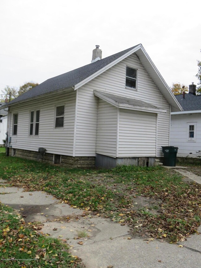 BACK OF HOUSE