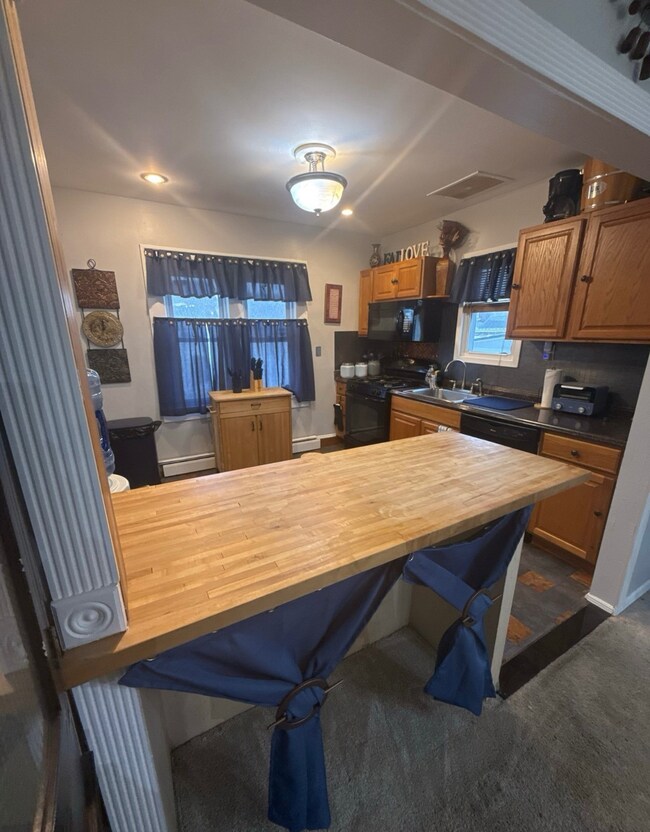 118 E Dean St, Freeport, NY 11520 - photo 6