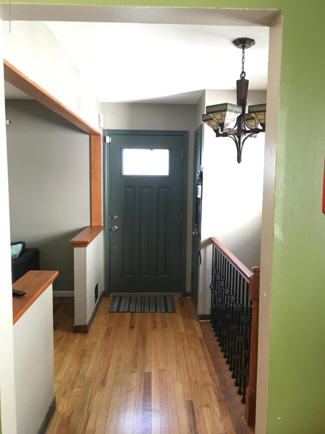 145 Garrison Ave, Staten Island, NY 10314 - photo 6