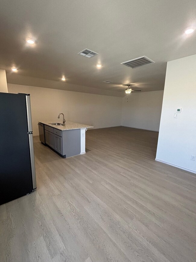 2509 S Co Road 1101, Midland, TX 79706 - photo 7