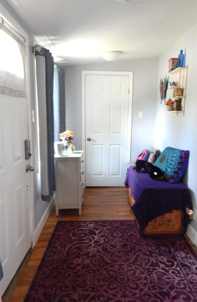 Entrance to the right with a large closet