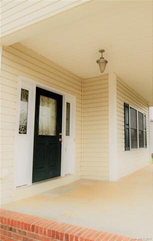 107 Glen Cross Dr, Statesville, NC 28625 - photo 3