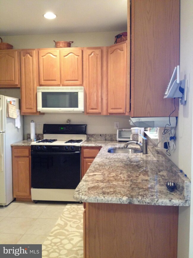 12 Millhaven Ct unit 6, Edgewater, MD 21037 - photo 4