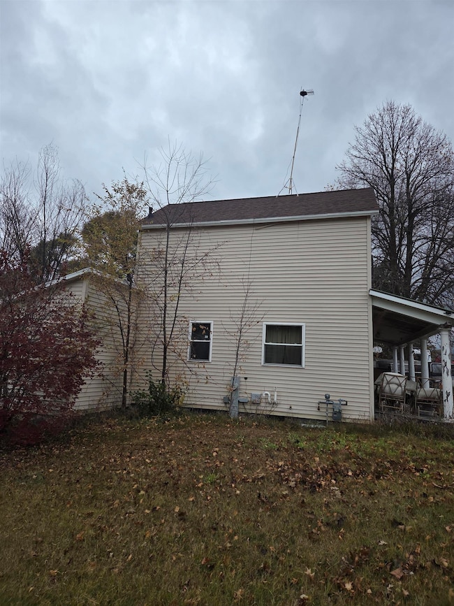 1103 Division St, Wausaukee, WI 54177 - photo 2