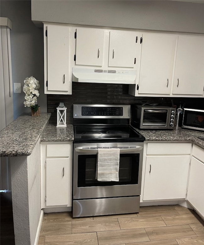 5625 Antoine Dr unit 1703, Houston, TX 77091 - photo 2