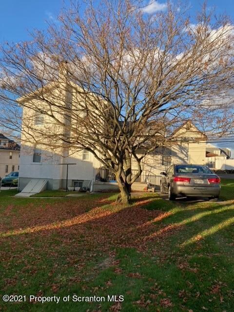 730 E Drinker St, Dunmore, PA 18512 - photo 2