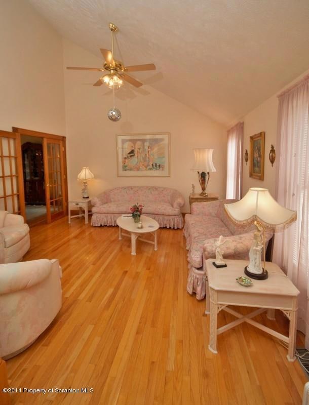 125 Lakeview Dr, Scranton, PA 18505 - photo 6