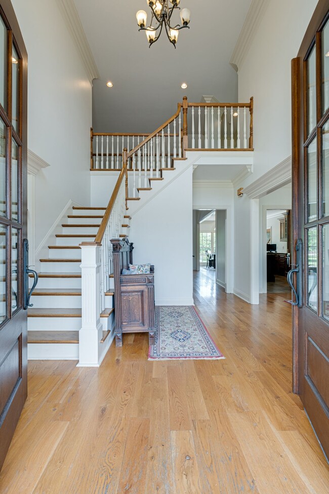 Entry, Beautiful Harwoods