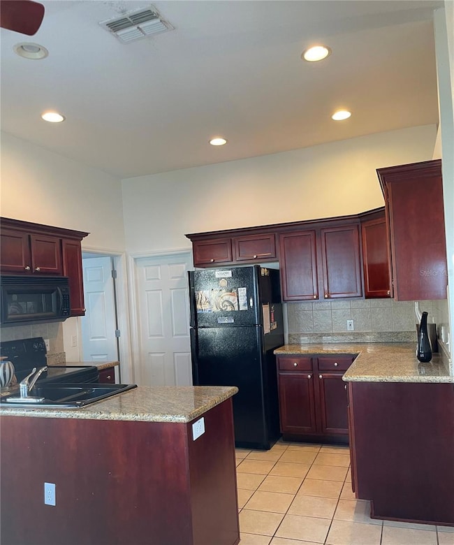 9311 Villa Entrada unit 4, New Port Richey, FL 34655 - photo 2