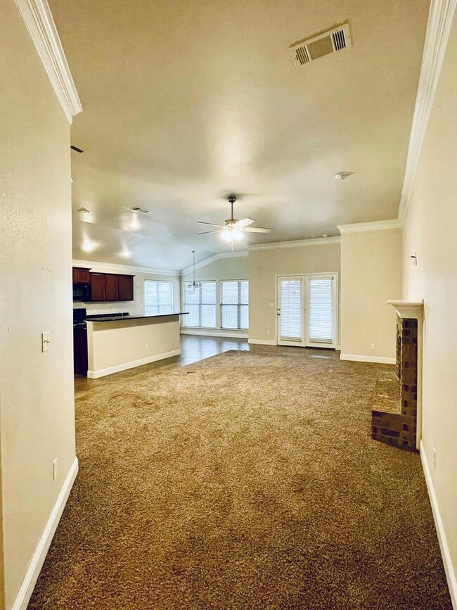 701 E 96th St, Odessa, TX 79765 - photo 3