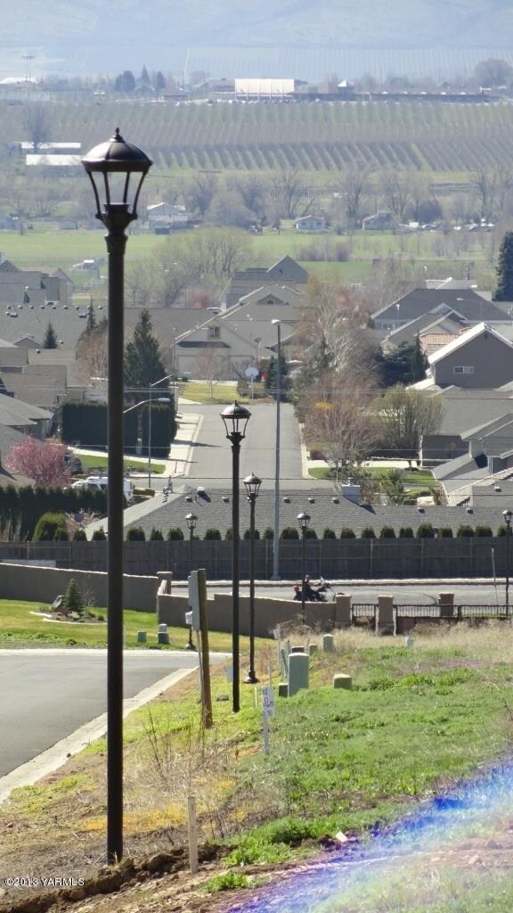 Street Lights on 93rd