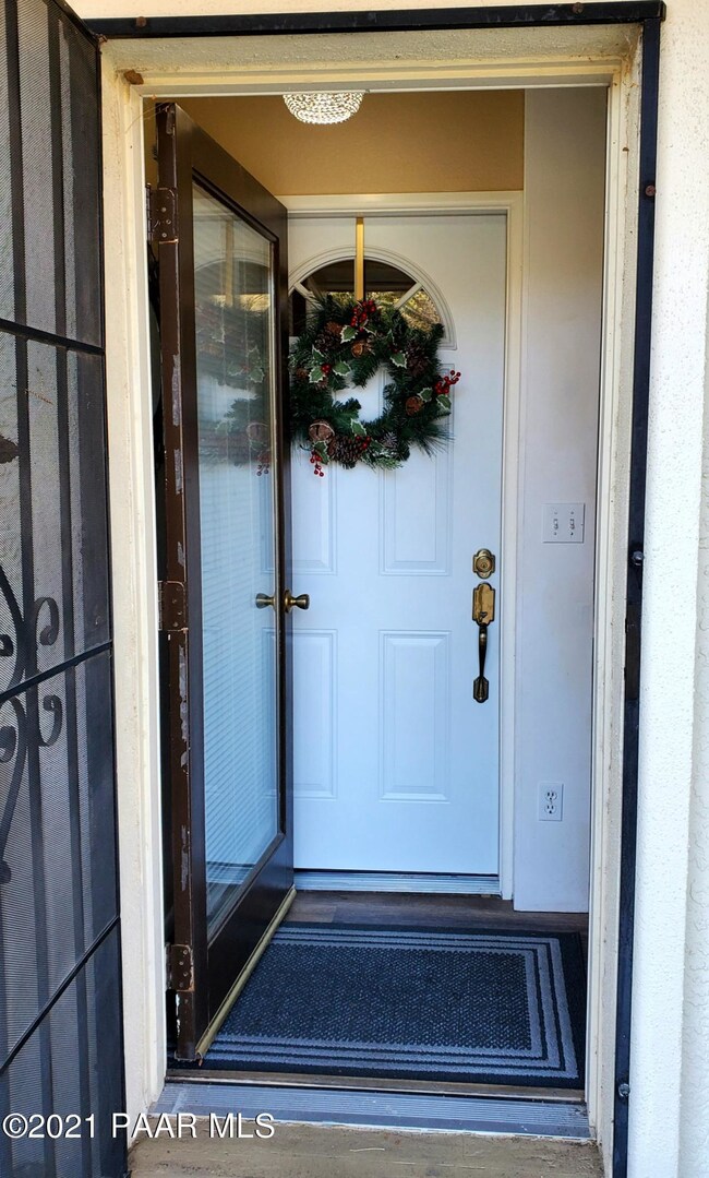 Entry Receiving Mini Mud Room Double Doo