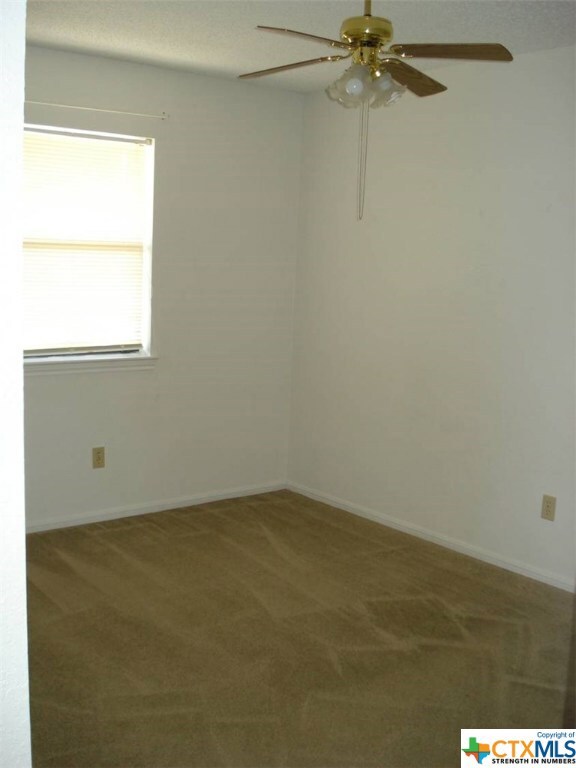 307 Horseshoe Dr unit B, Copperas Cove, TX 76522 - photo 4