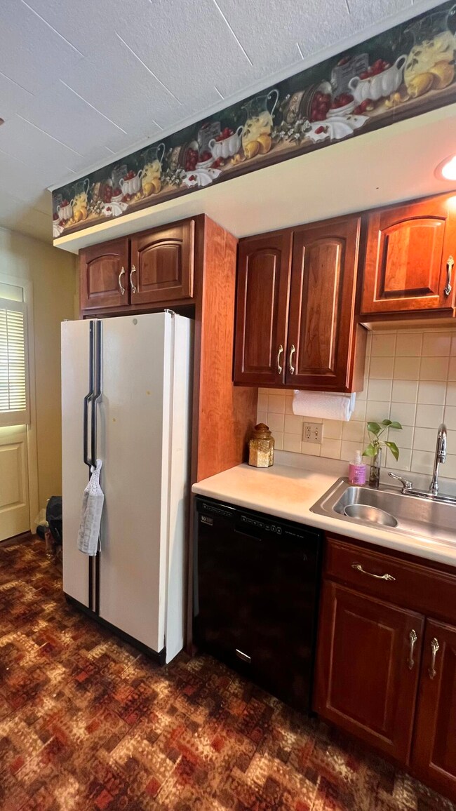 11 Acadia St, Dexter, ME 04930 - photo 6