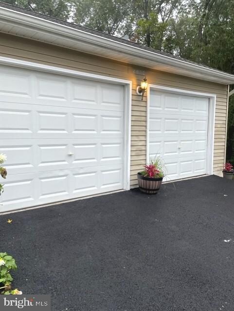 5304 Hampton Forest Way, Fairfax, VA 22030 - photo 3