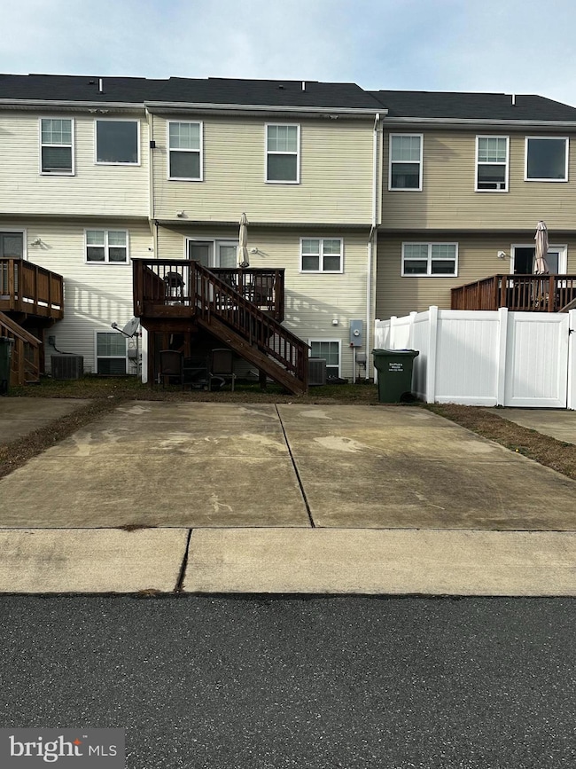 7306 Statesman Blvd, Ruther Glen, VA 22546 - photo 3