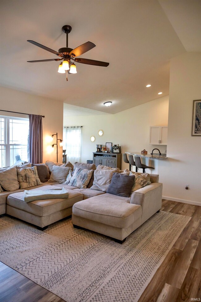 30307 Pine Bluff Dr, Elkhart, IN 46517 - photo 7