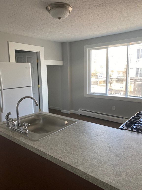 58 Oak St unit 1, Taunton, MA 02780 - photo 3