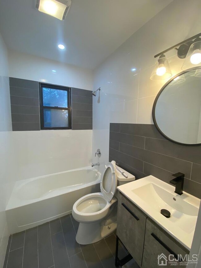 1260 S 9th St, South Plainfield, NJ 07080 - photo 7