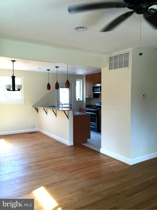 5320 Ames St NE, Washington, DC 20019 - photo 7