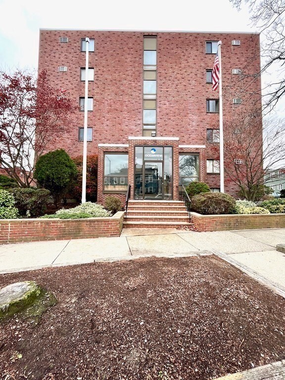 95 Nahant St unit 24, Lynn, MA 01902 - photo 2