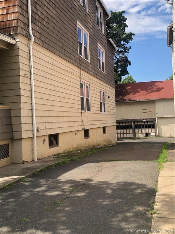 132 Grand St unit 2, Middletown, CT 06457 - photo 2