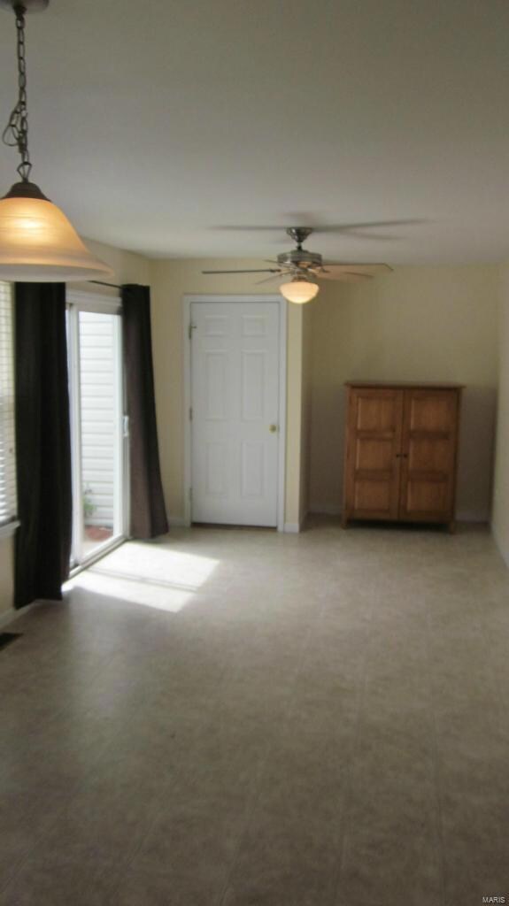 819 Waler Dr, Lake Saint Louis, MO 63367 - photo 4