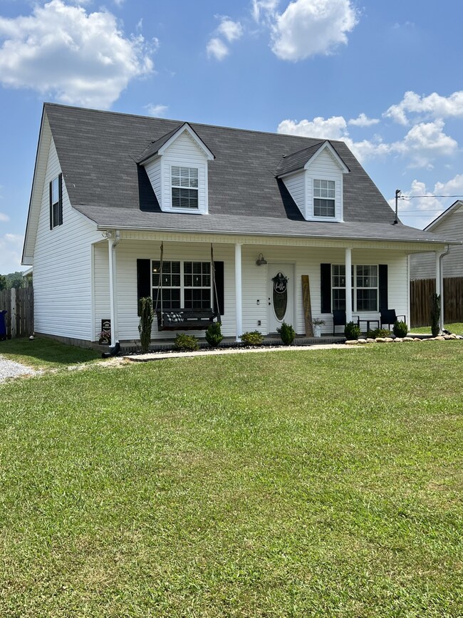 201 Eventine Dr, Shelbyville, TN 37160 - photo 3