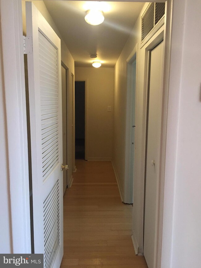 214 Park Terrace Ct SE unit 79, Vienna, VA 22180 - photo 7