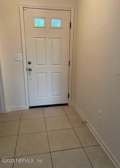 8550 - Foyer