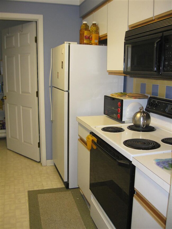 The kitchen includes all appliances