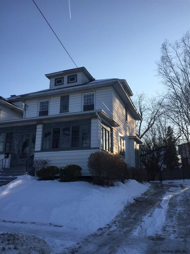 564 Mercer St, Albany, NY 12208 - photo 2