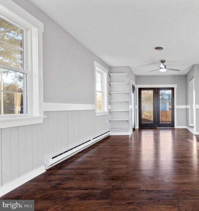 11480 Southern Maryland Blvd, Dunkirk, MD 20754 - photo 4