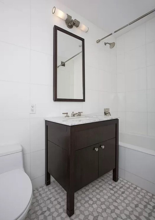 The Rushmore unit 8D, New York, NY 10069 - photo 5