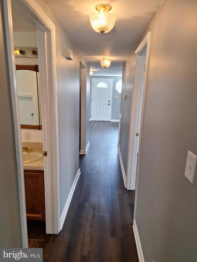 8281 Solomons Island Rd unit C, Owings, MD 20736 - photo 7