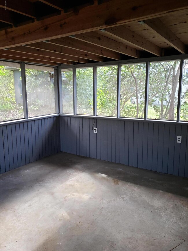 6728 Flopsy Ln, Jacksonville, FL 32210 - photo 7