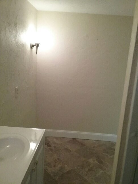 1304 Atwood Ave unit 2nd fl, Johnston, RI 02919 - photo 5